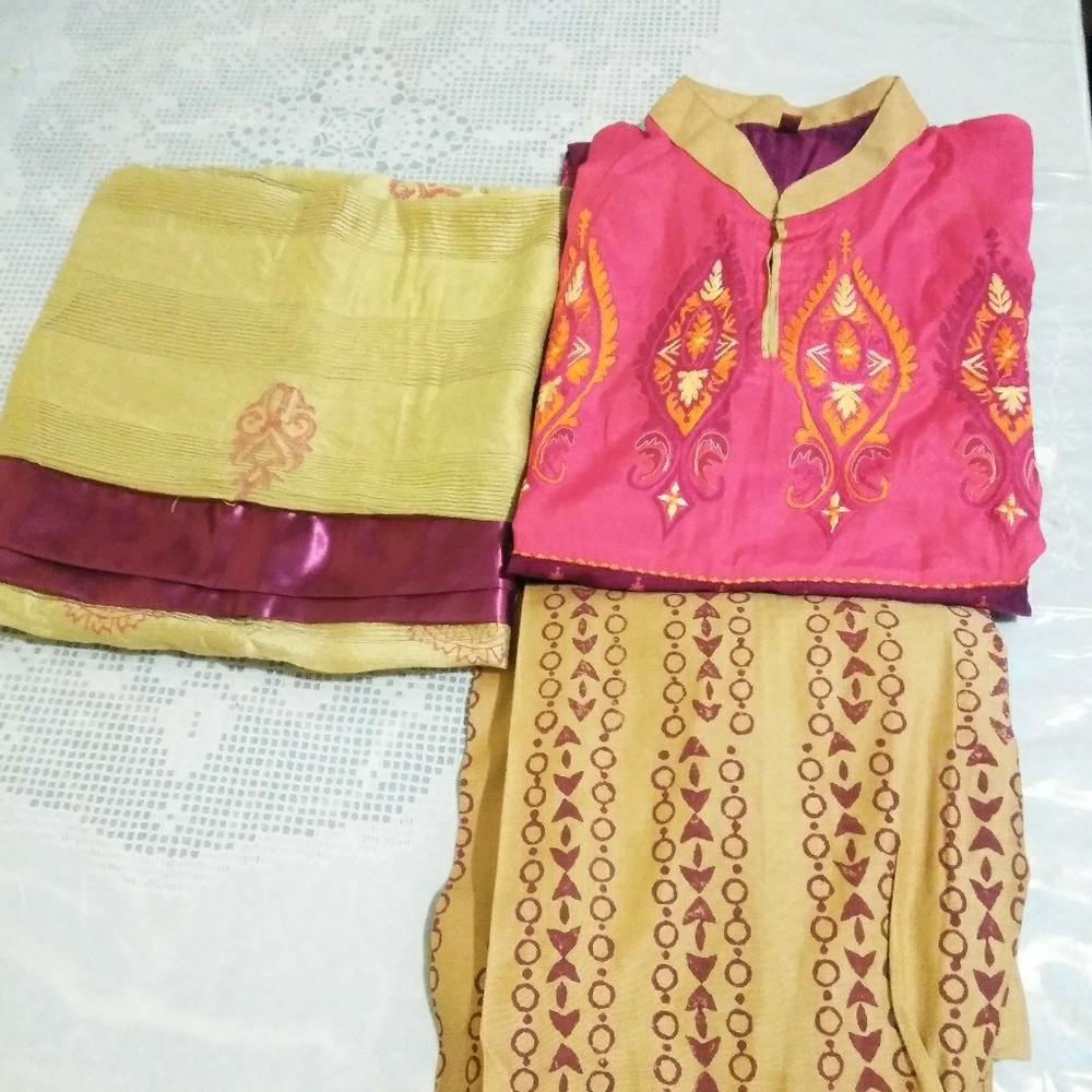 Women dress